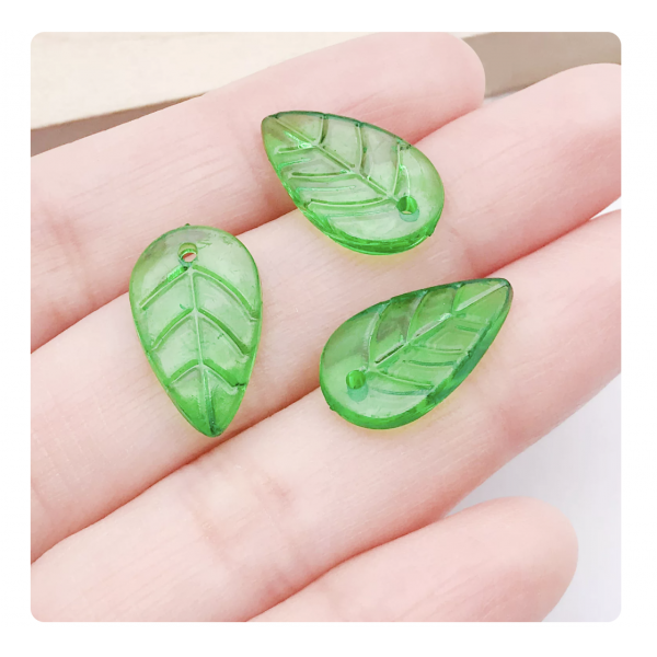 10pcs/pack 18*11mm Acrylic Plastic 3D Resin Beads clear green leaf charms TB-997486682790-21952