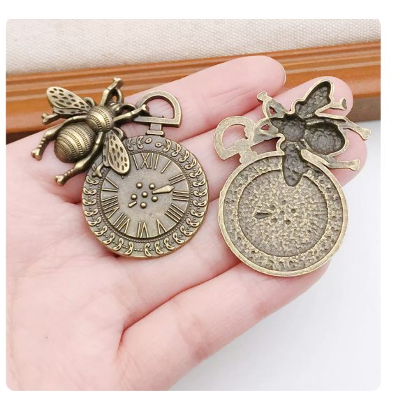 5pcs/pack  42x43mm bronze plated bee clock time charms TB-908308292524-1259