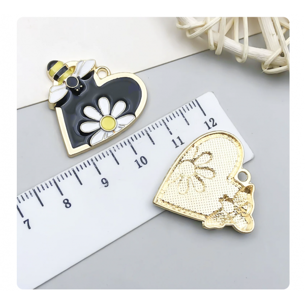 3pcs/pack  25x26x3.5mm enamel bee heart daisy black TB-953868506607-23595