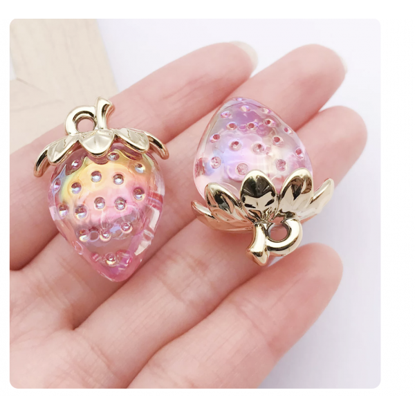 2pcs/pack  31x23mm resin strawberry clear pink TB--1053595410825-21814