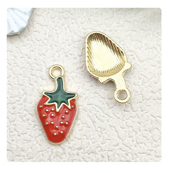 4pcs/pack 11x21mm strawberry   TB--1053595410825--8619